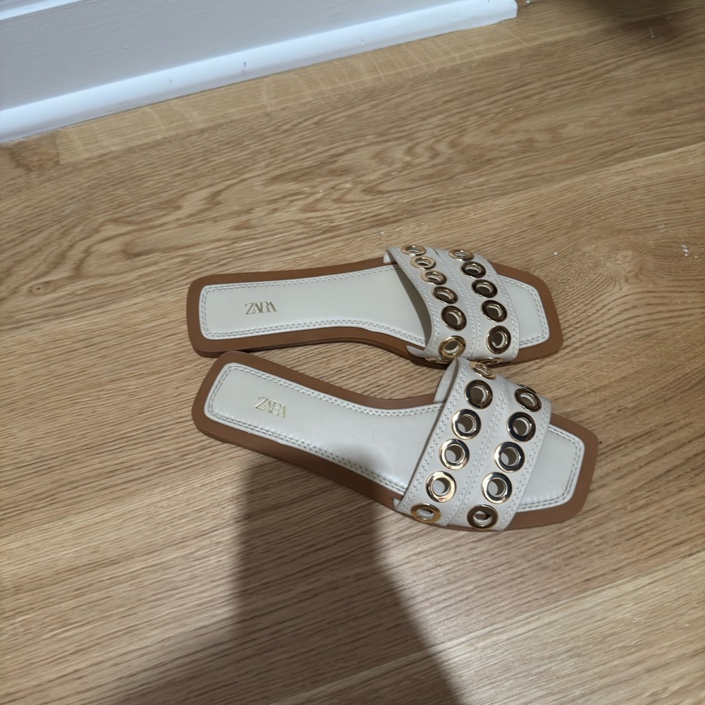 Zara Cream and Gold Minimalist Sandals